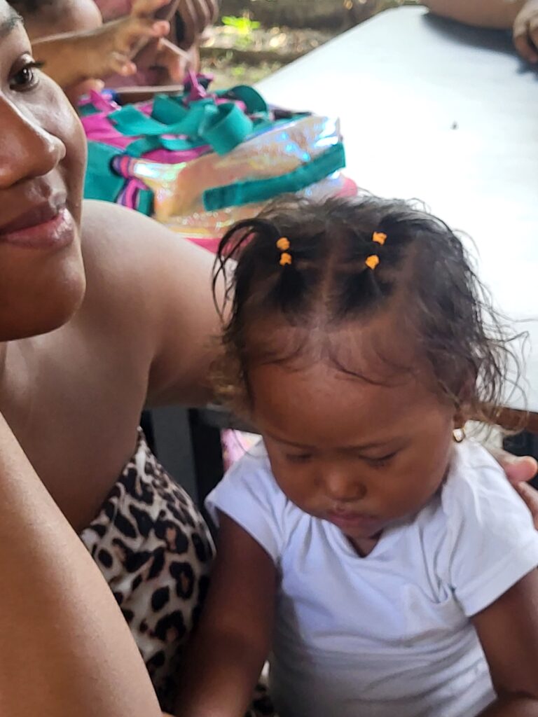 PANAMANIAN LOOK OF HOPE WITH GIRL
